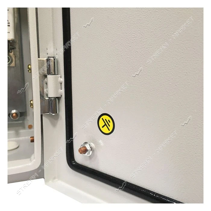 Ящик Techno Systems с перекидным рубильником и предохранителями ЯРП-100 IP54                        