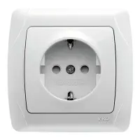 Розетка Viko 1042 СARMEN зі шторками із заземленням біла                                            