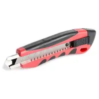 Нож Intertool HT-0506 с отлам. лезвием 18мм метал. направляющая противоскользящий корпус дробилка   
