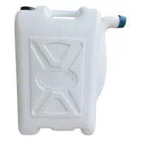 Канистра пищевая Пласт Бак с носиком 20л пластик белая                                              