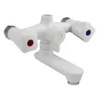 Смеситель для ванны Plamix Omega-142 White короткая без шланга и лейки букса 1/2" пластиковый       