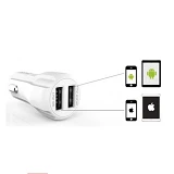 Автомобильное зарядное устройство Ldnio C331 5V/3.4А 2 USB plus Lightning кабель белое