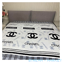 -   Chanel 180x200 